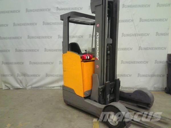 Jungheinrich ETV C16 Skyvemasttruck