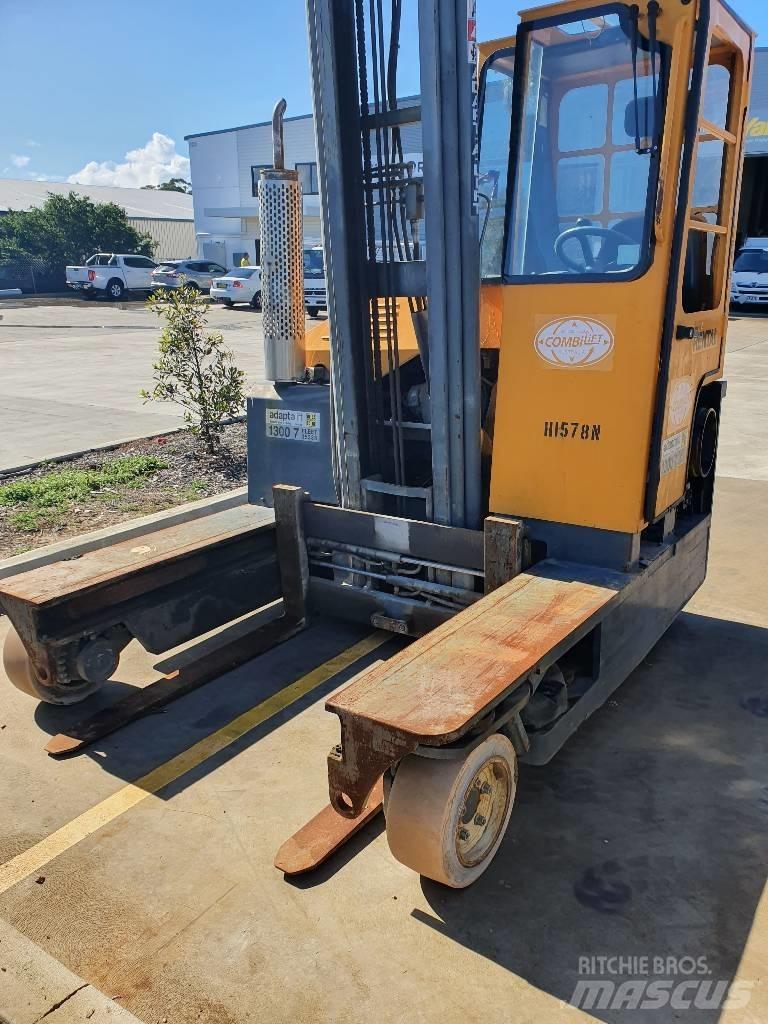 Combilift C3000 Sidelaster
