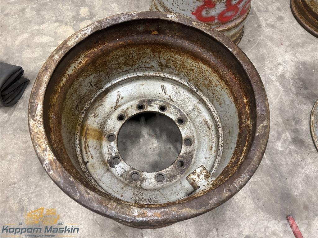 Valmet 860 24x26,5 Dekk, hjul og felger