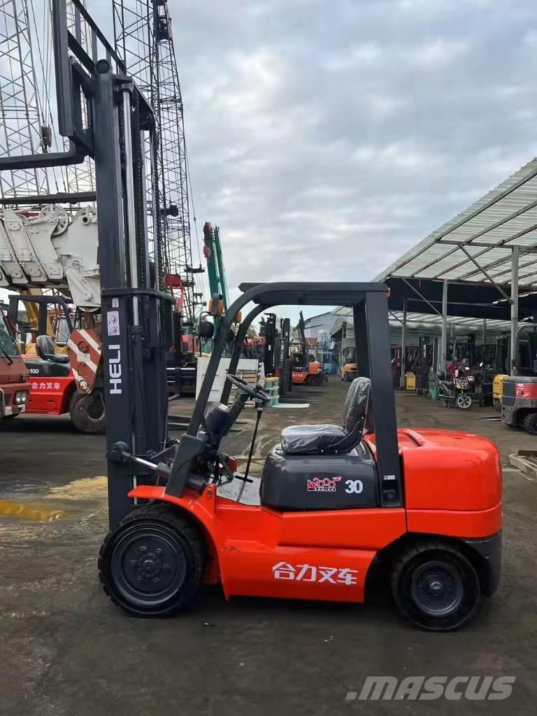 Heli FD30 Diesel trucks