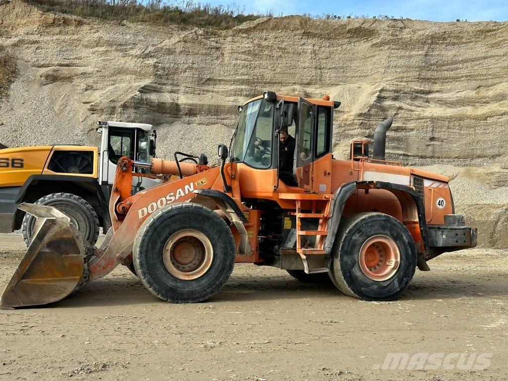 Doosan DL 300 Hjullastere