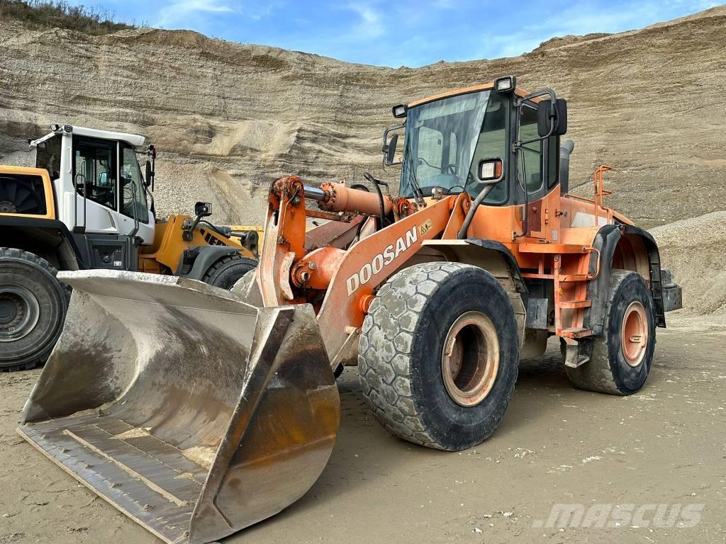 Doosan DL 300 Hjullastere