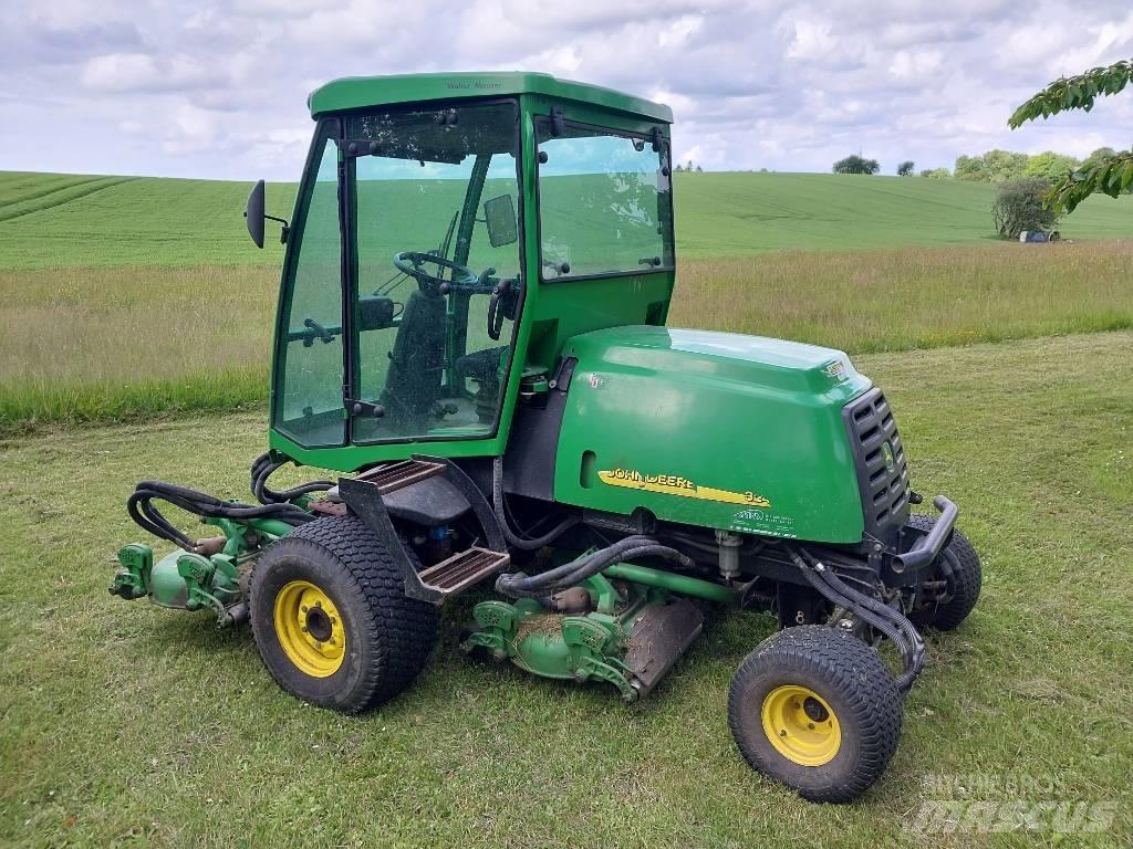 John Deere 3245 C Fairway klippere