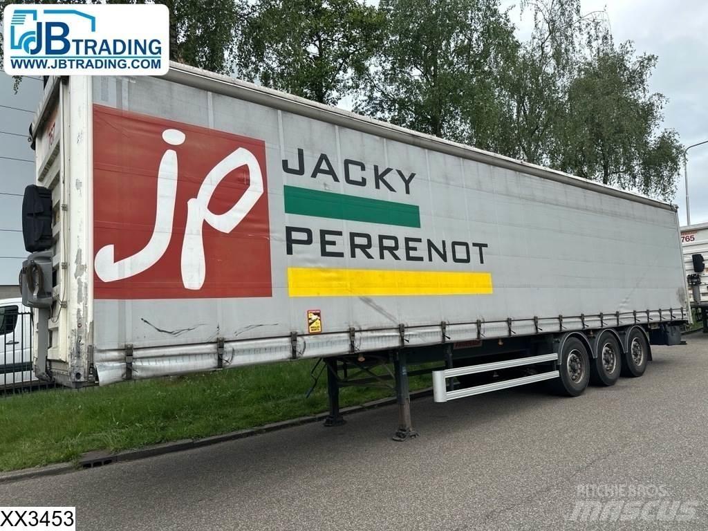 Fruehauf Tautliner Gardintrailer