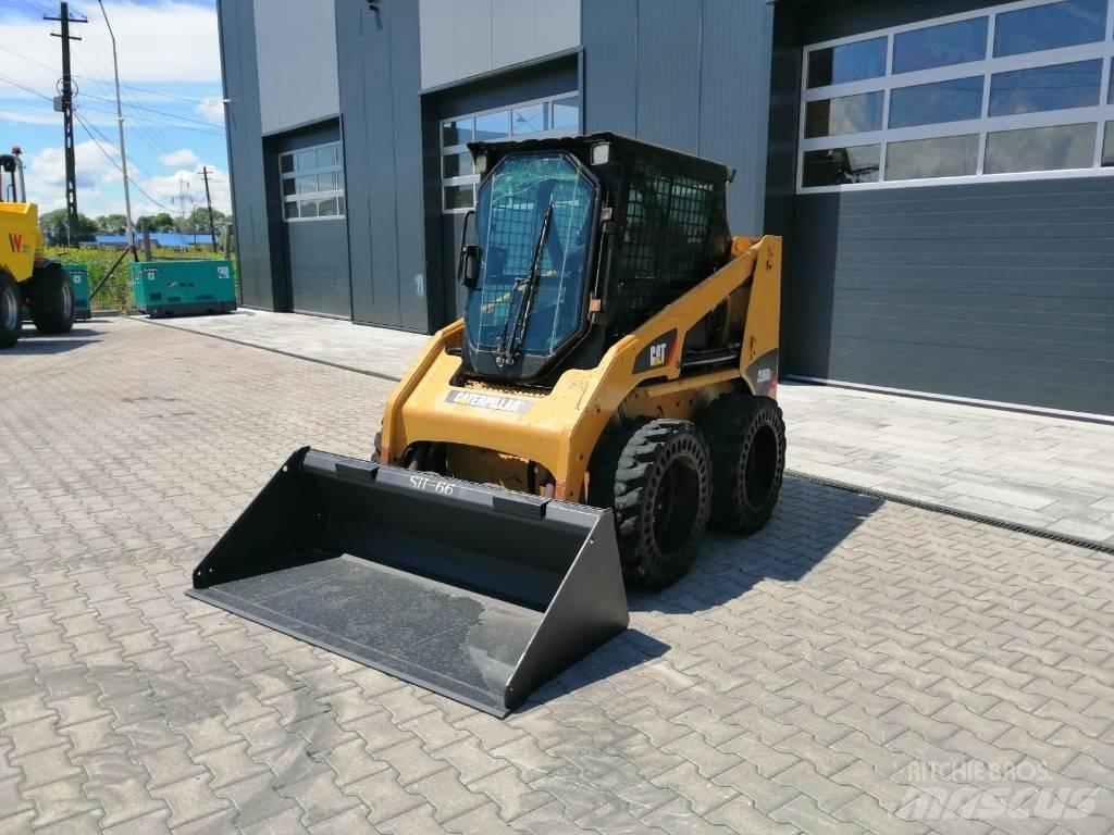 CAT 226 B 3 Kompaktlastere