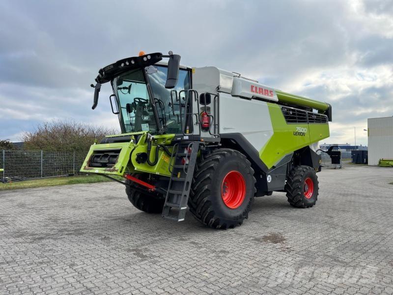 CLAAS LEXION 7500 Skurtreskere