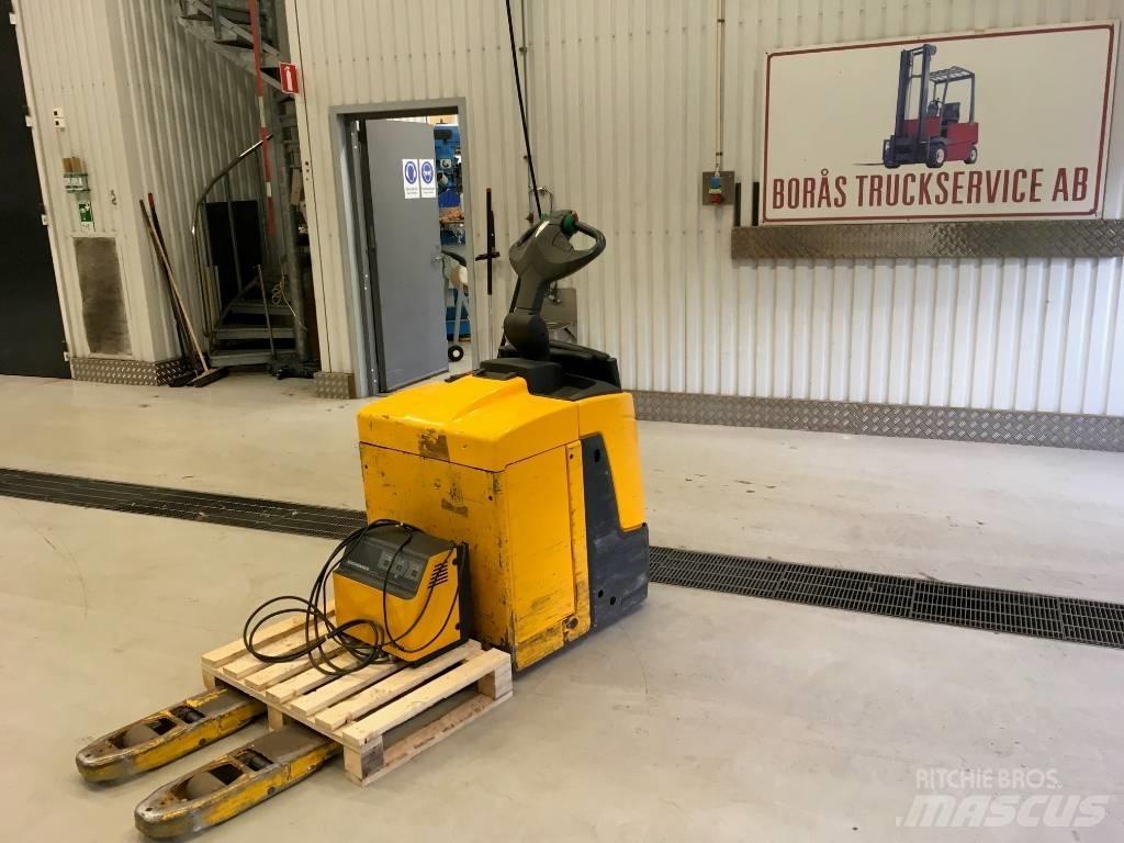Jungheinrich ERE 120 Lavtløftende truck med platform