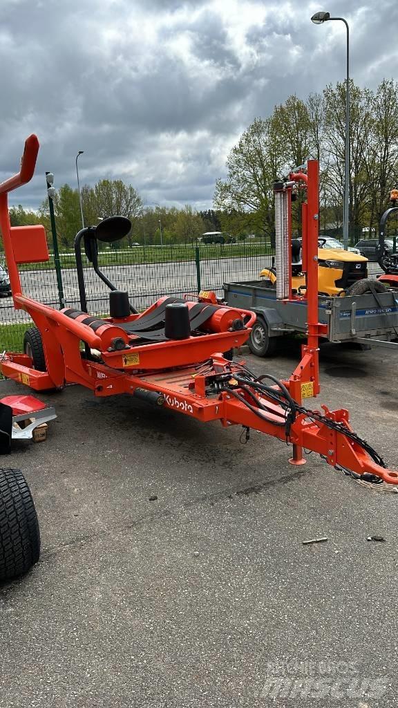 Kubota WR 1400M Rundballepakker