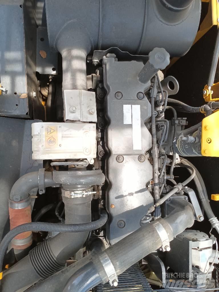 Komatsu PC 200 Beltegraver