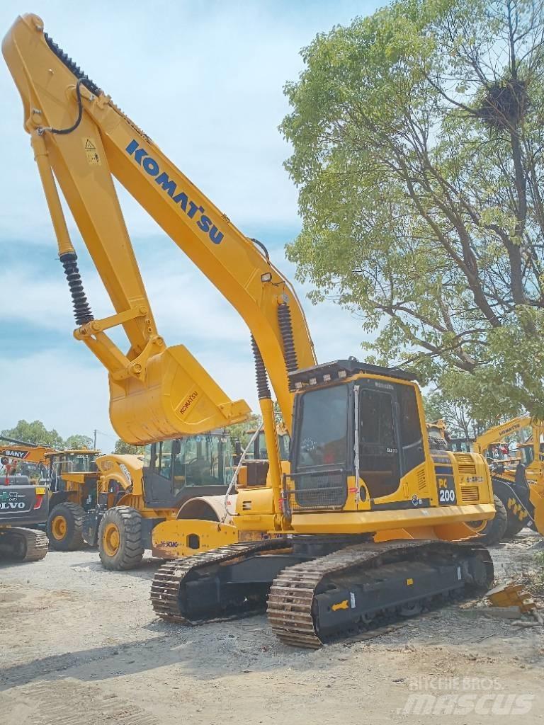 Komatsu PC 200 Beltegraver