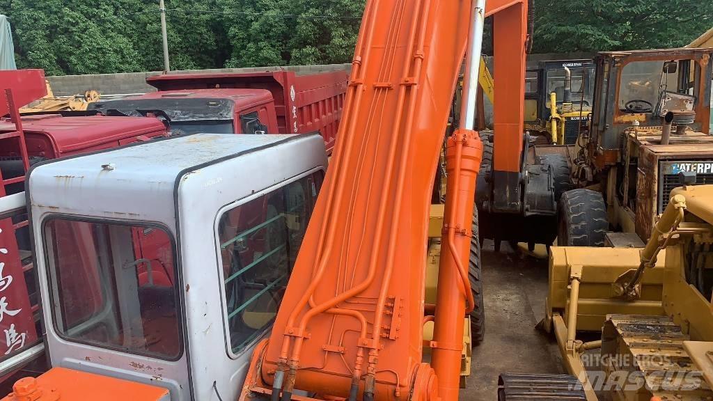 Hitachi EX 300 Beltegraver
