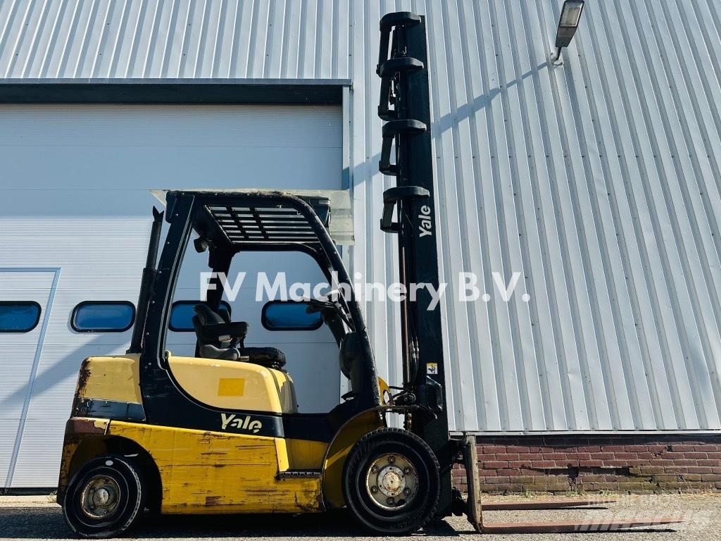 Yale GDP 25 VX Diesel Trucker