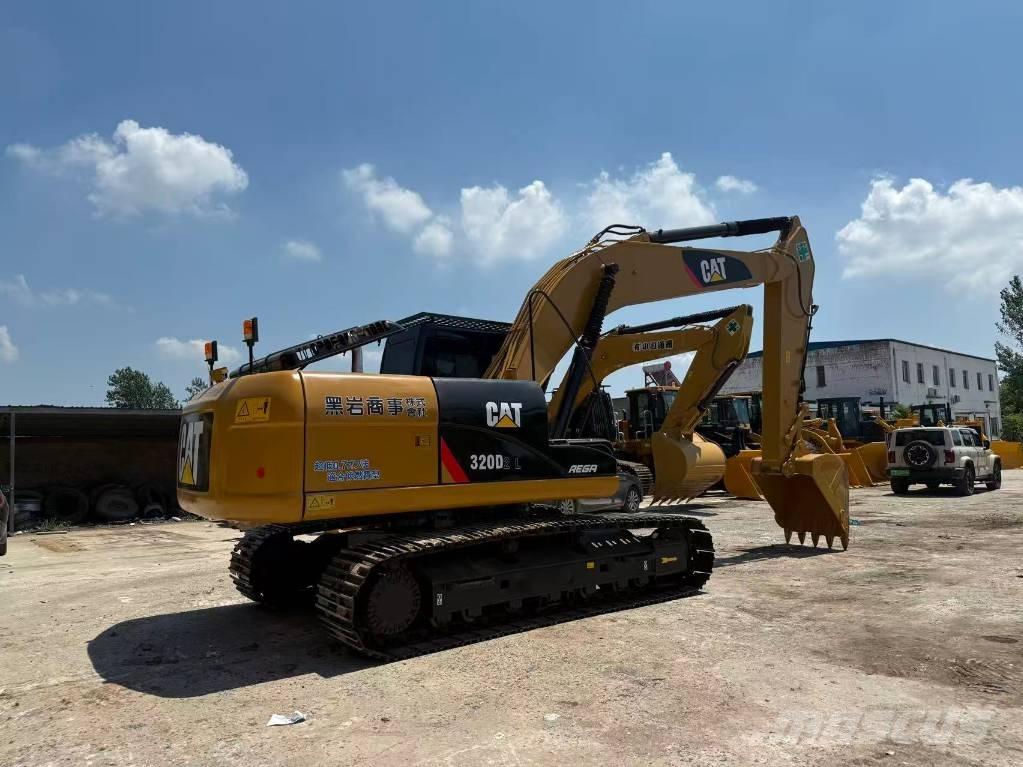 CAT 320 D Beltegraver