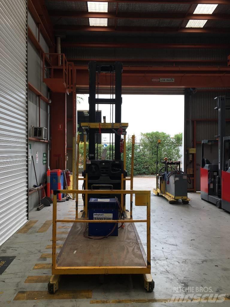 Hyster R30XMF2 Høytløftende plukketruck