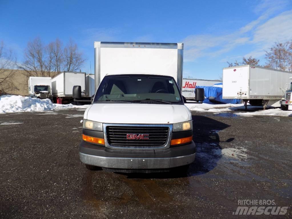 GMC Savana Skapbiler