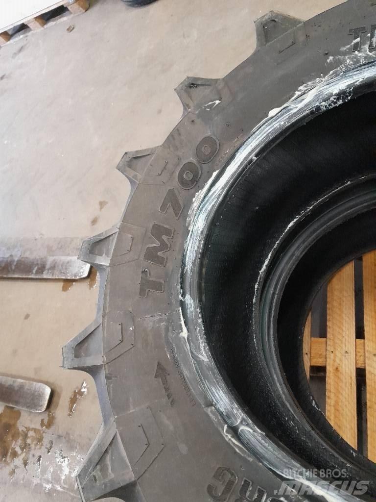 Trelleborg TM700 Dekk, hjul og felger