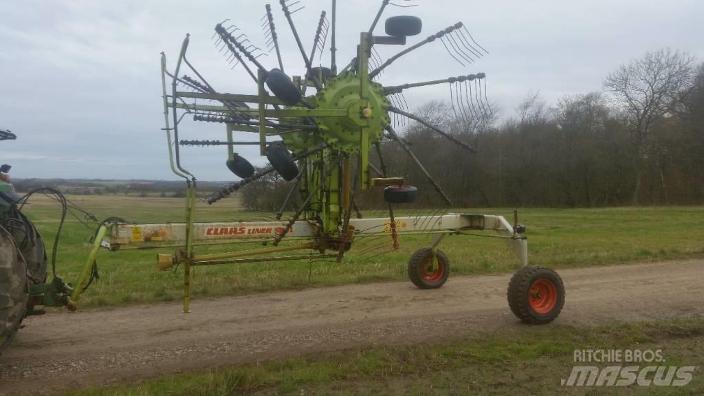 CLAAS 880 LINER Raker og høyvendere