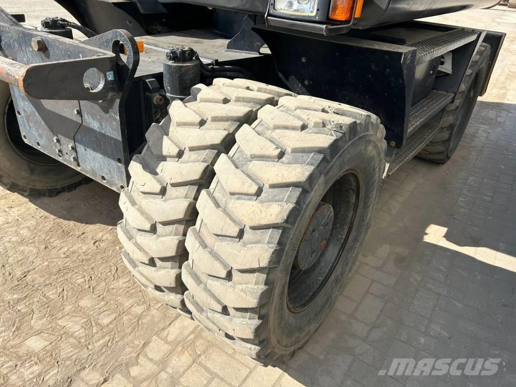 Hitachi ZX 140 W-5B Hjulgravere