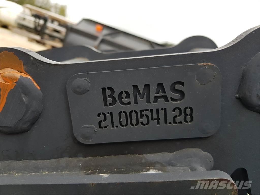  Bemas TL 300 SW010 Traktorgravere