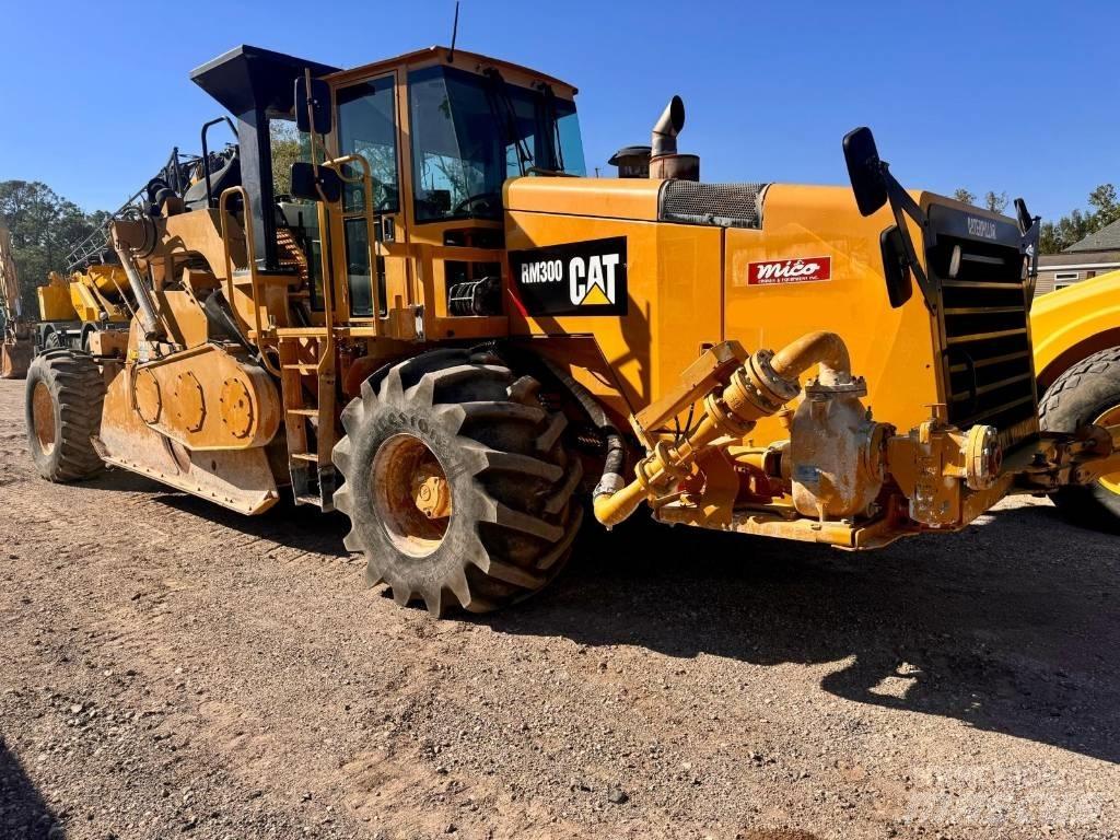 CAT RM 300 Asfalt resirkulering