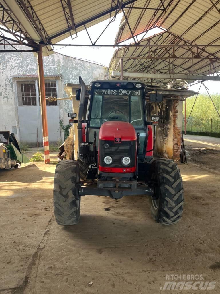 Massey Ferguson 5435 Traktorer