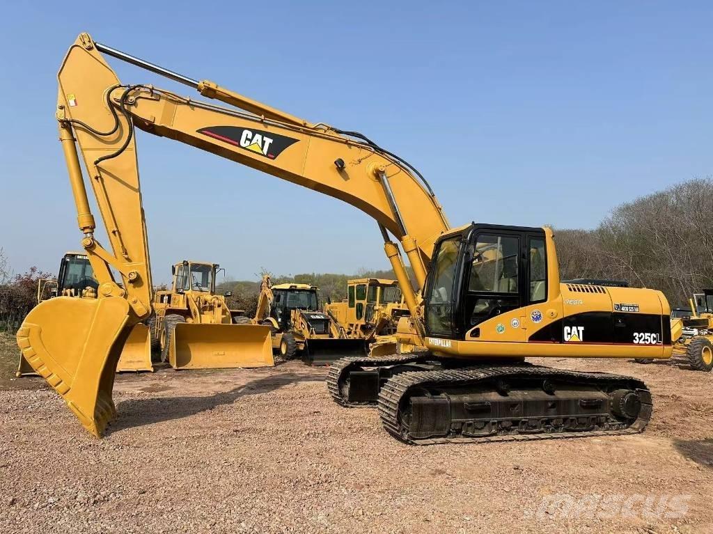 CAT 325CL Beltegraver