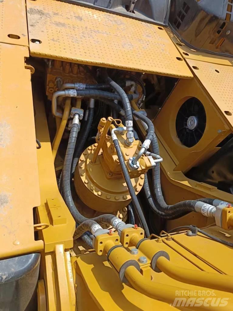 CAT 336 D2 Beltegraver