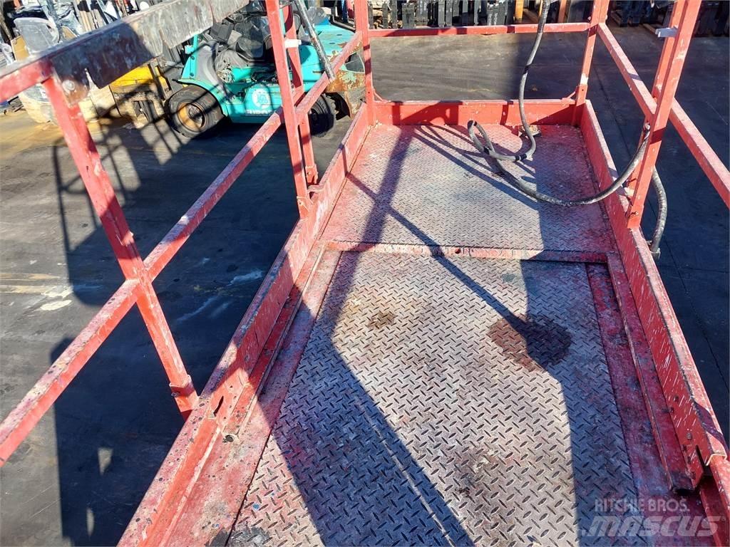 Haulotte C12DX Sakselifter