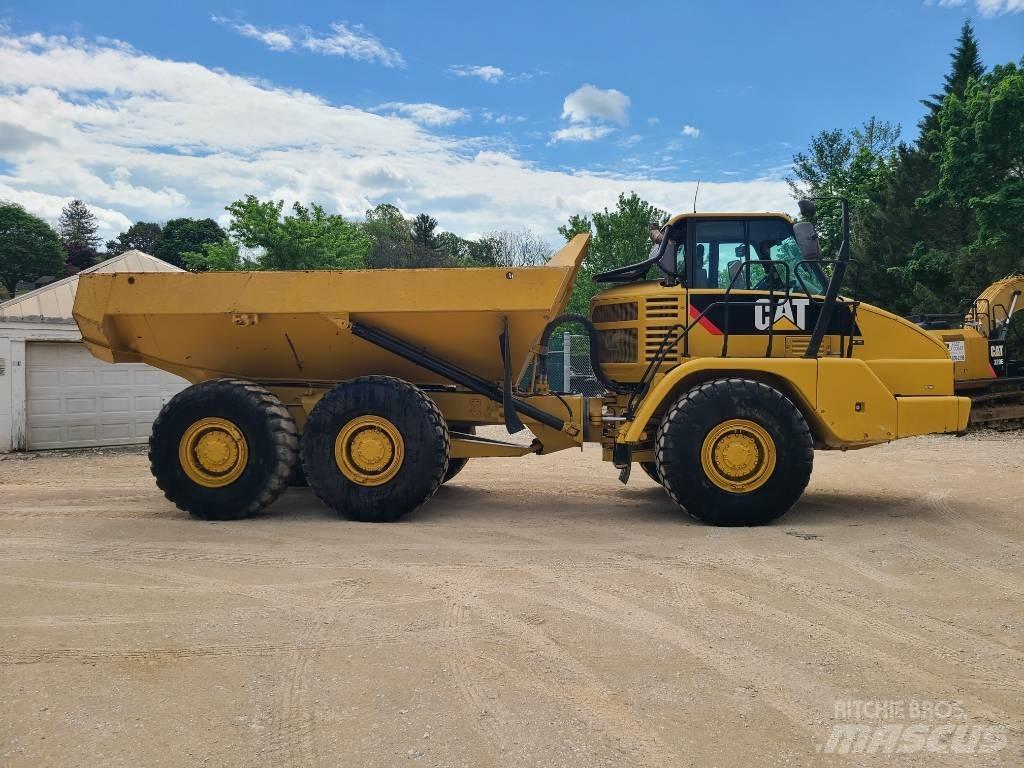 CAT 725 Rammestyrte Dumpere