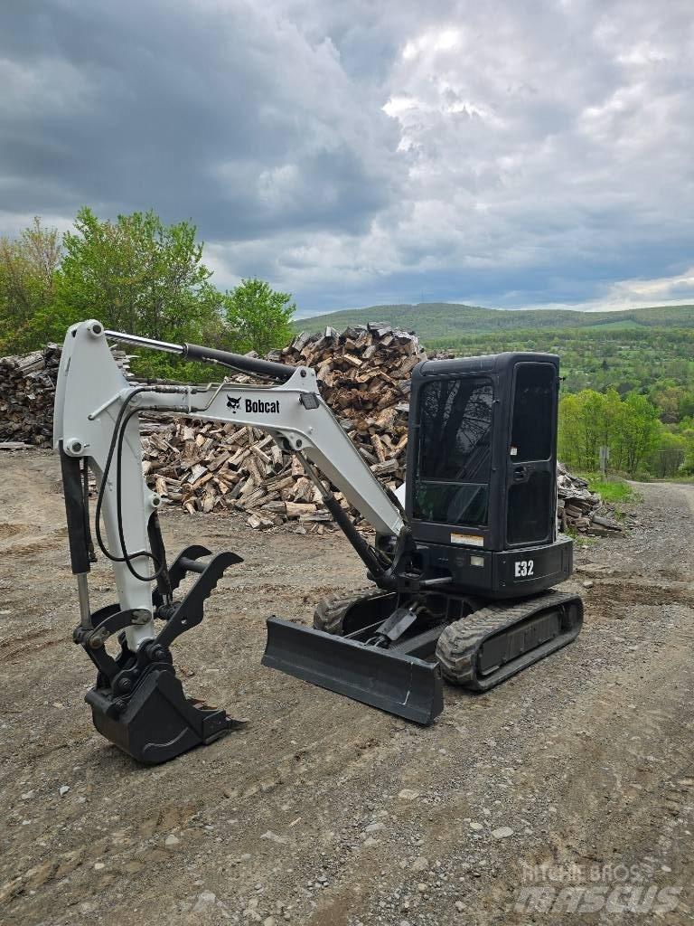 Bobcat E 32 Minigravere <7t