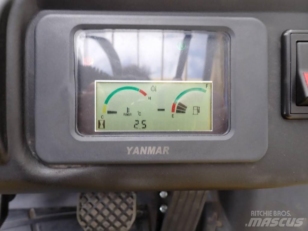 Hyster H3.0UT Diesel Trucker