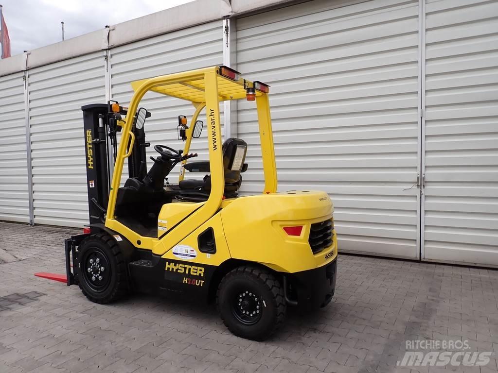 Hyster H3.0UT Diesel Trucker