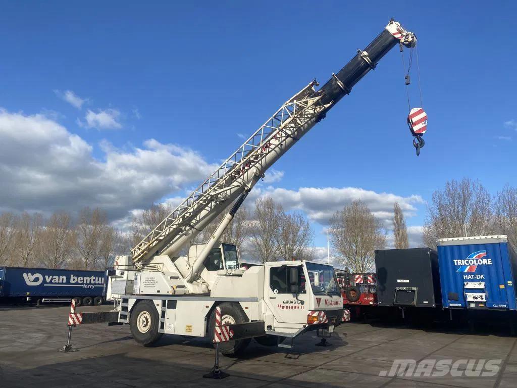Liebherr LTM1030 Allterreng kraner