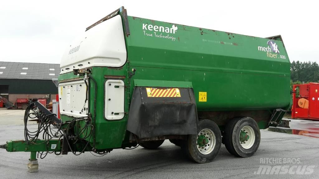 Keenan MF-400 Fôrutlegger