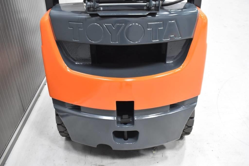Toyota 02-8FGF18 Propan trucker
