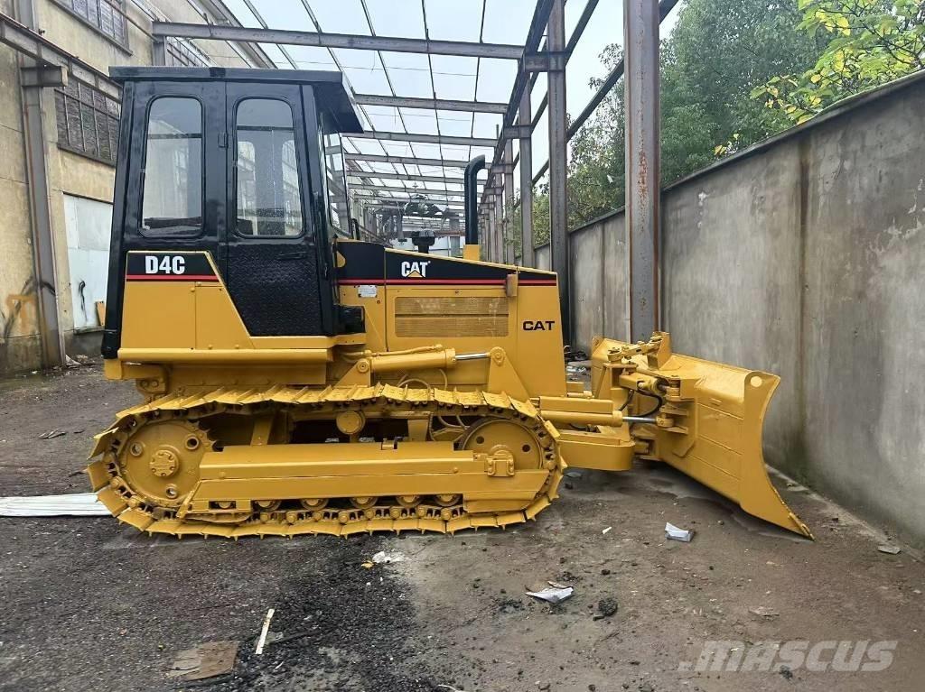 CAT D 4 C Dozere Beltegående