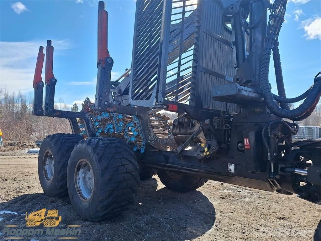 Komatsu 895 Hogstmaskiner