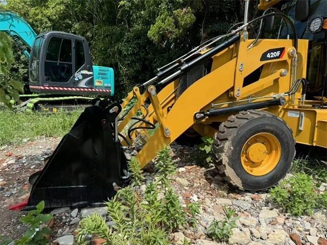 CAT 420 F Traktorgravere