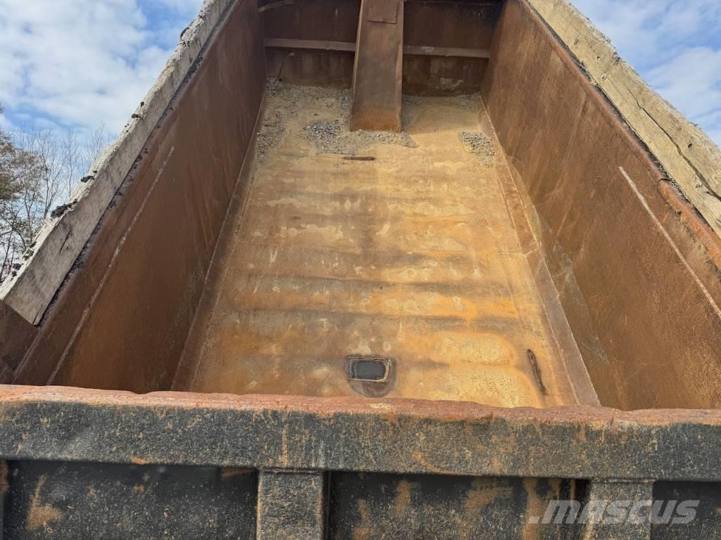 Mack RD 688 S Tippbil