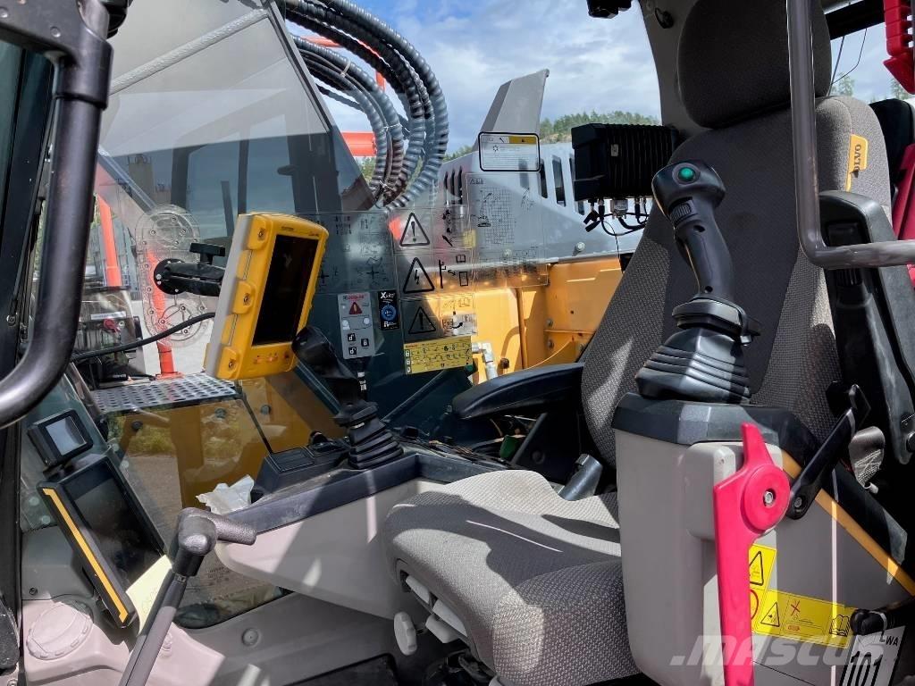 Volvo ECR 235 E Beltegraver