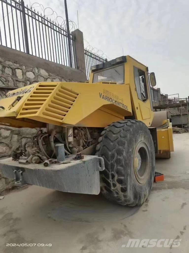 Bomag bw225d-3 Tandem Valser