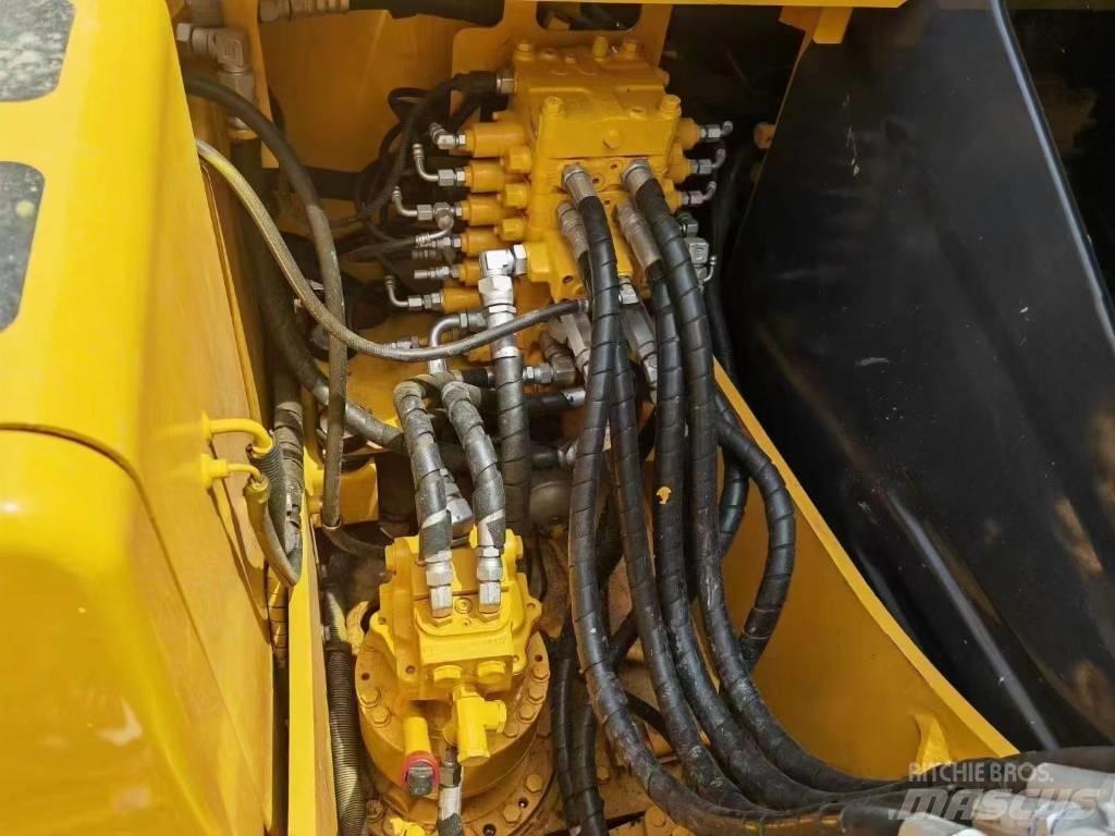 Komatsu PC 130 LC-7 Beltegraver