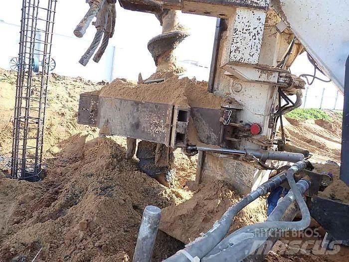 Casagrande CFA26 Borerigger