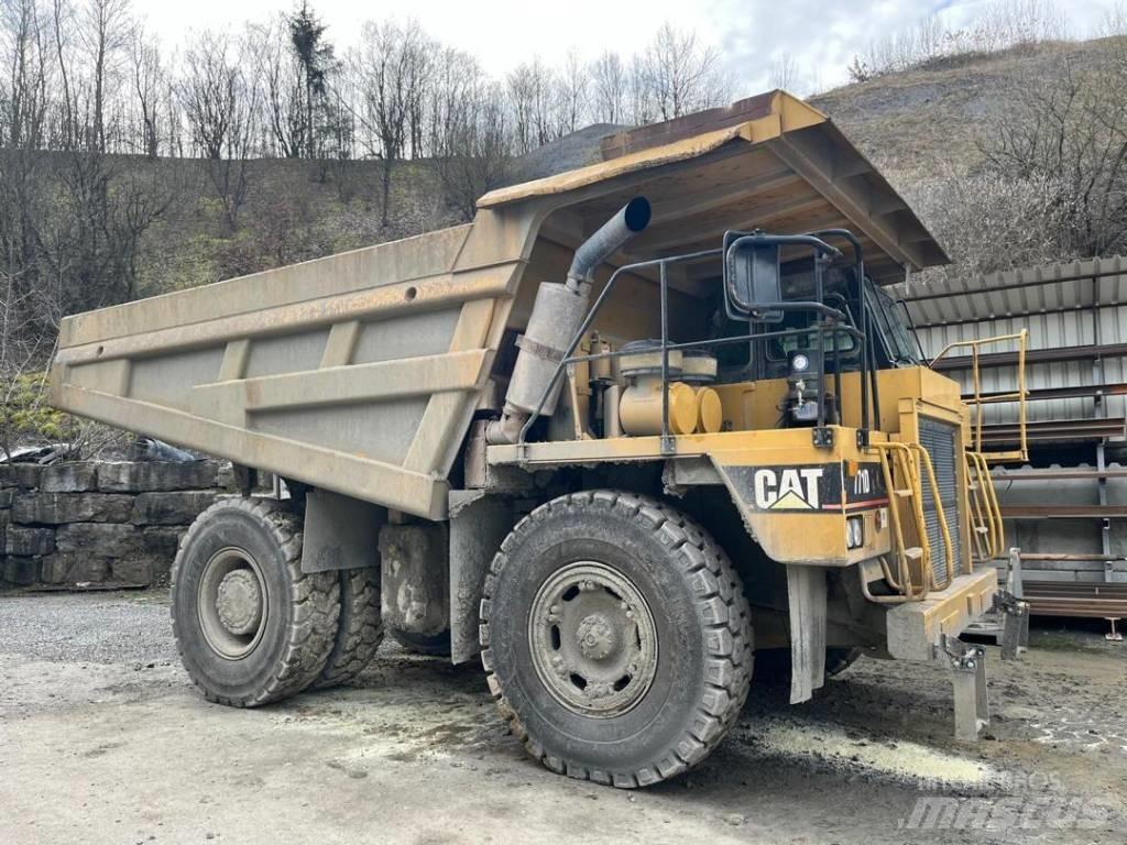 CAT 771D Tipptrucker