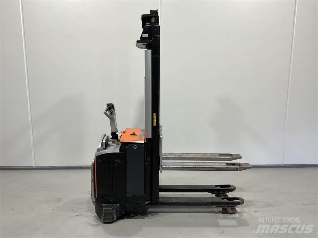 Rocla SP12ACI Stablere