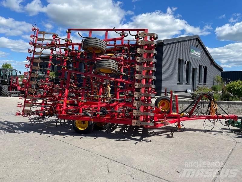 Väderstad NZA 800 Kombinerte såmaskiner