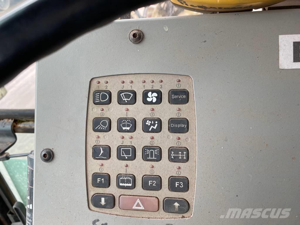 New Holland F 156.6 Veihøvler