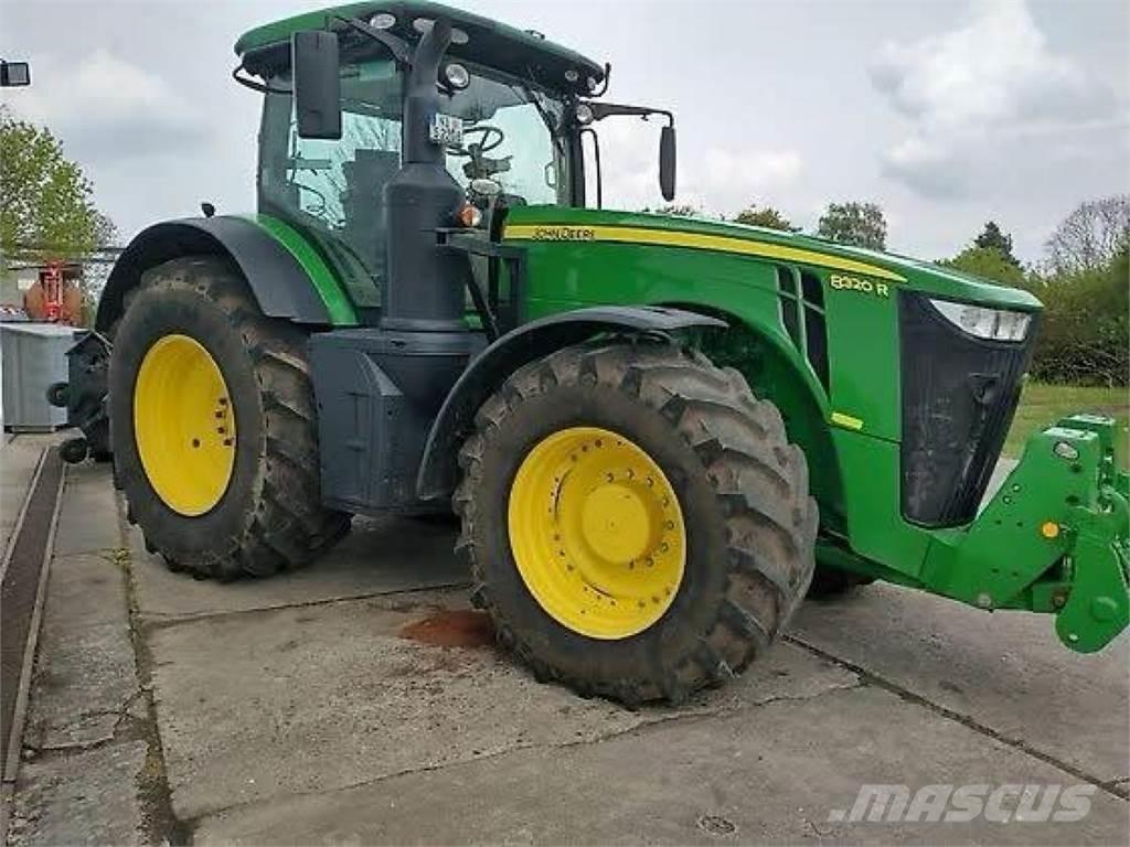 John Deere 8320R Traktorer