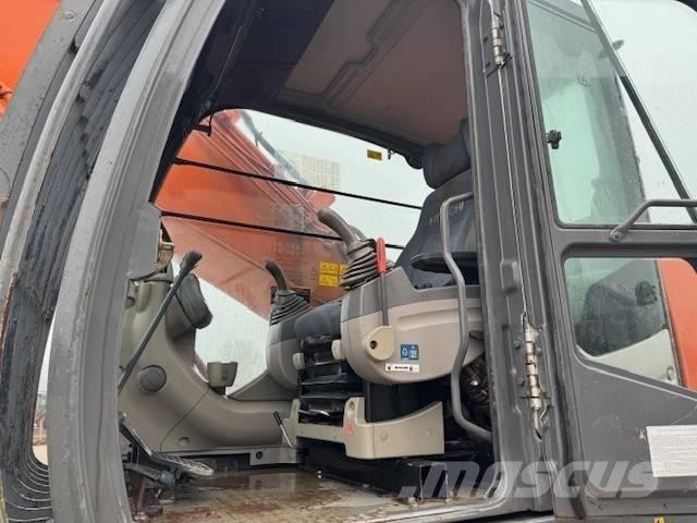 Hitachi ZX 350 LC N Beltegraver