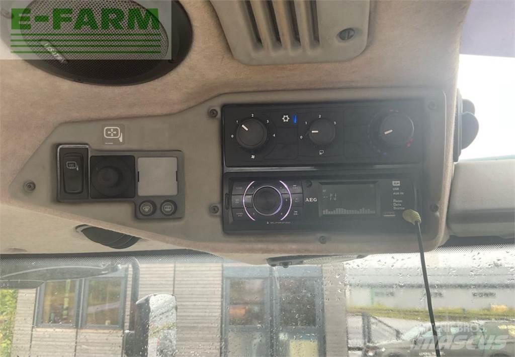 Valtra T174 Traktorer